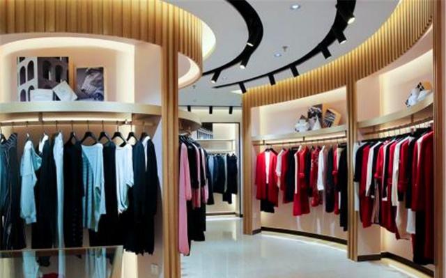 淘寶與實體店衣服的差異揭秘 品質、價格與體驗背后的'貓膩'